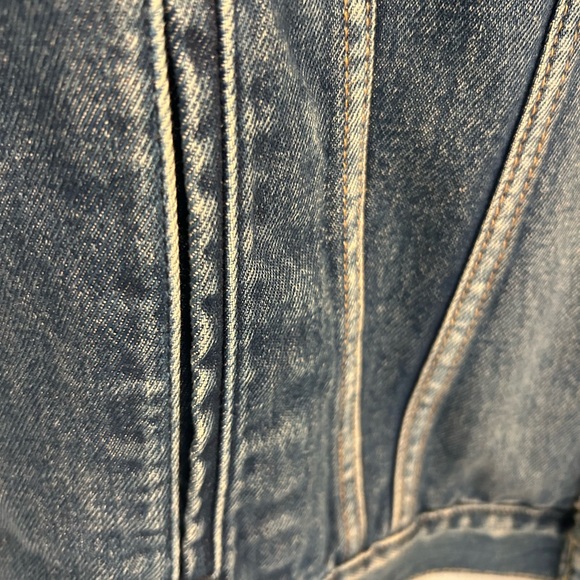 Levi's Blue Denim Jacket with Sherpa Collar - Picture 10 of 11